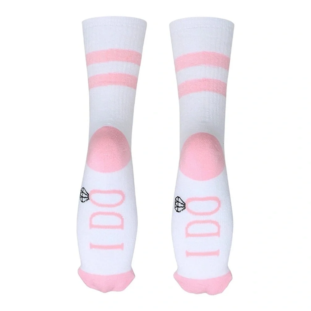Sock Talk Women's 'I Do' Pink Crew Socks, Shoe Size 4-10 NEW - Picture 3 of 3